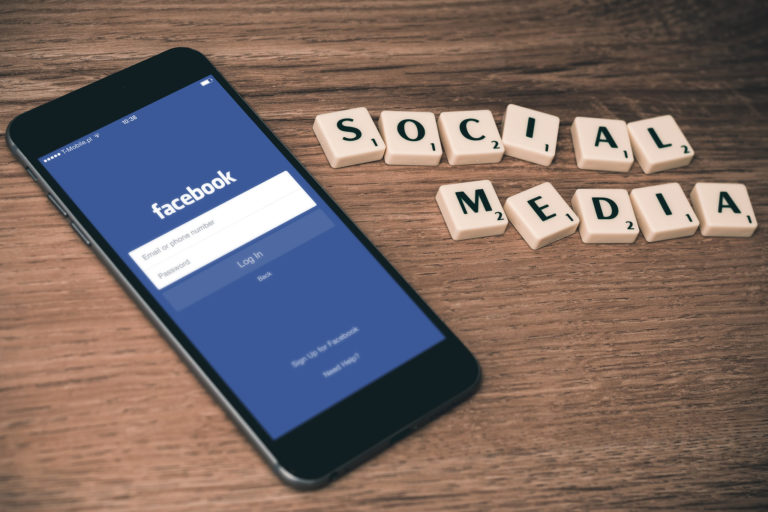 Social Advertising